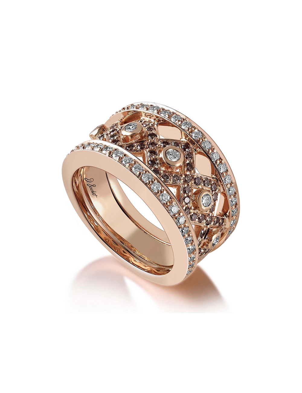 Feminine Rock ring in rose gold with white and brown diamonds, elegant and modern design.