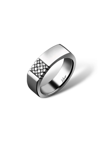 Discover Dandy, an ultra-modern platinum men's signet ring with black diamonds for a bold and elegant style.